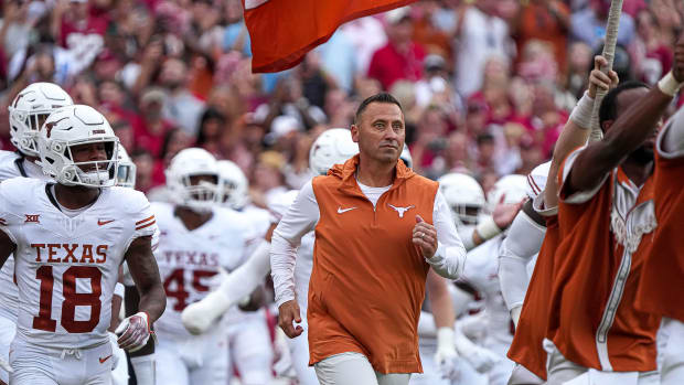 Texas Longhorns head coach Steve Sarkisian leads his team onto the field ahead of the game against Alabama at Bryant-Denny Stadium on Saturday, Sep. 9, 2023 in Tuscaloosa, Alabama.